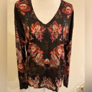 Alexander McQueen NWOT Red Floral Tulips Print Wool V Neck Sweater Size Small S